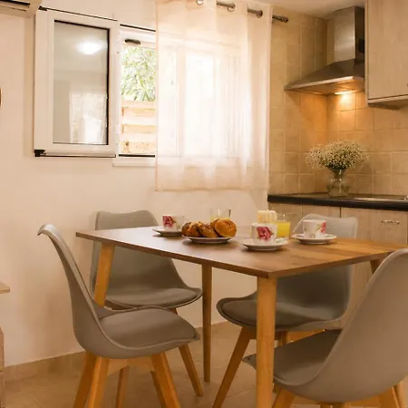 Apartament Rodia Agios Ioannis *